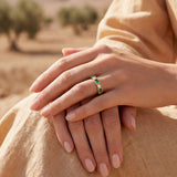 Pascale | Bague vec des pierres vertes
