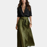 Dione | Jupe midi + chemise noire offerte